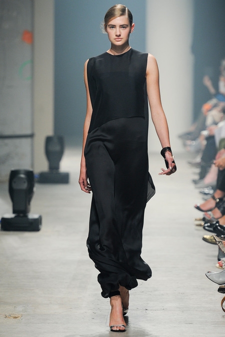 Sanne Vloet shows Paris S/S 2014 Maison Rabith Kayrouz